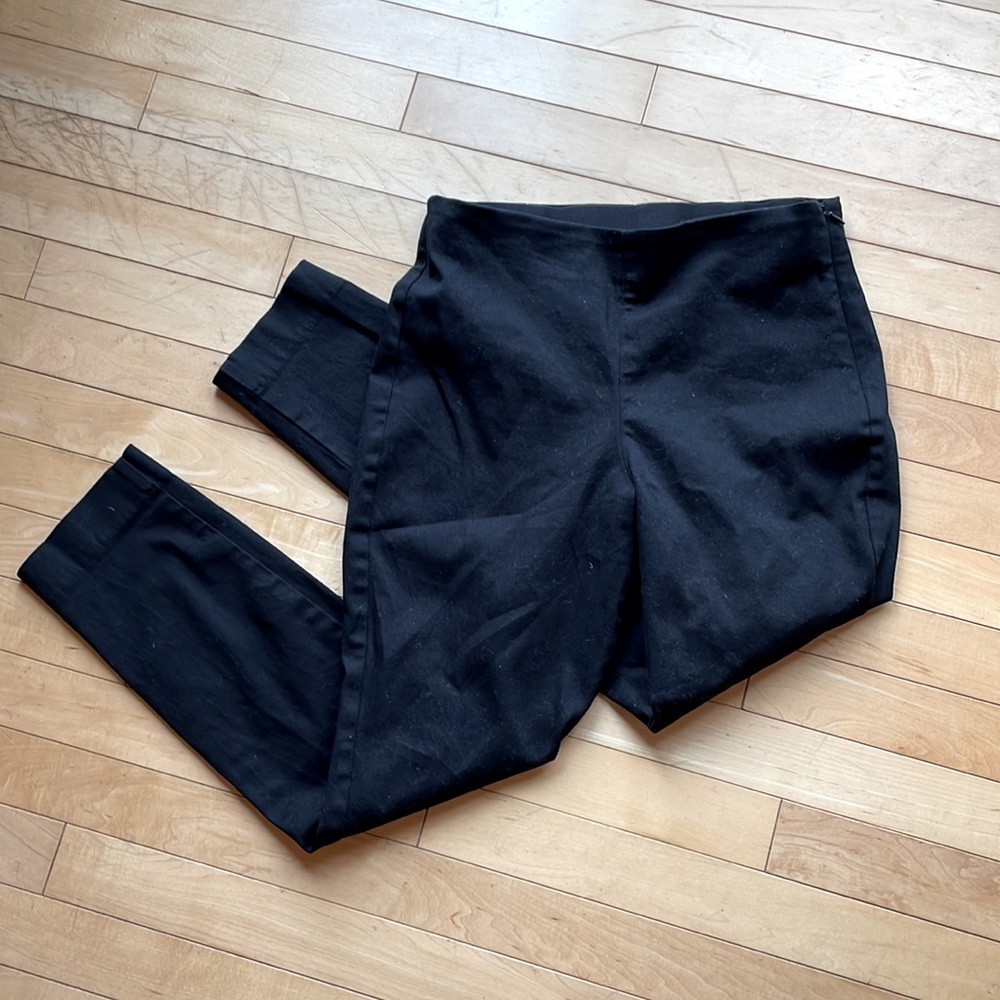 Old Navy black ankle pants